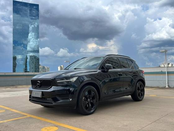 VOLVO XC40 2.0 T4 GASOLINA GEARTRONIC VOLVO XC40 2.0 T4 GASOLINA GEARTRONIC